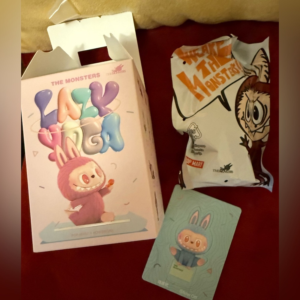 The Monsters Labubu Lazy Yoga Figure - Show Off